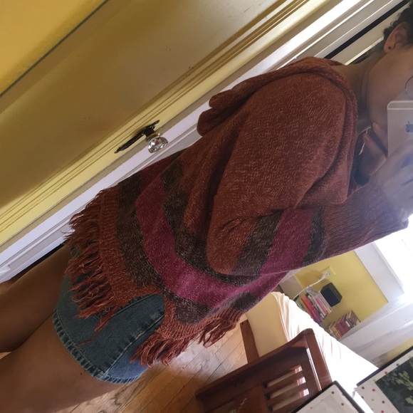 Hollister Knit Hooded Sweater - Picture 2 of 3